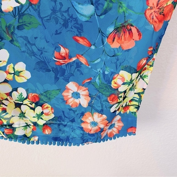 Lands’ End Blue Floral Semi Sheer Swim Cover Up Size L - Picture 4 of 9